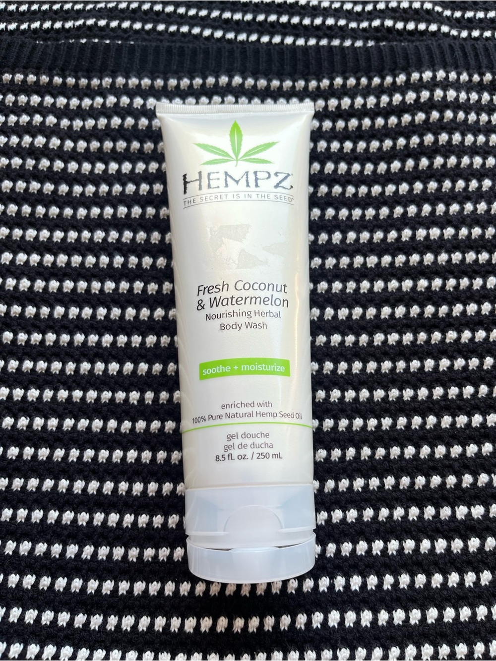 Hempz Fresh Coconut & Watermelon Soothing Herbal Body Wash 8.5 oz. Sealed